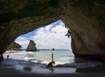 Cathedral Cove Sea Cave Adventures